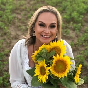 Meet your Posher, Carmen